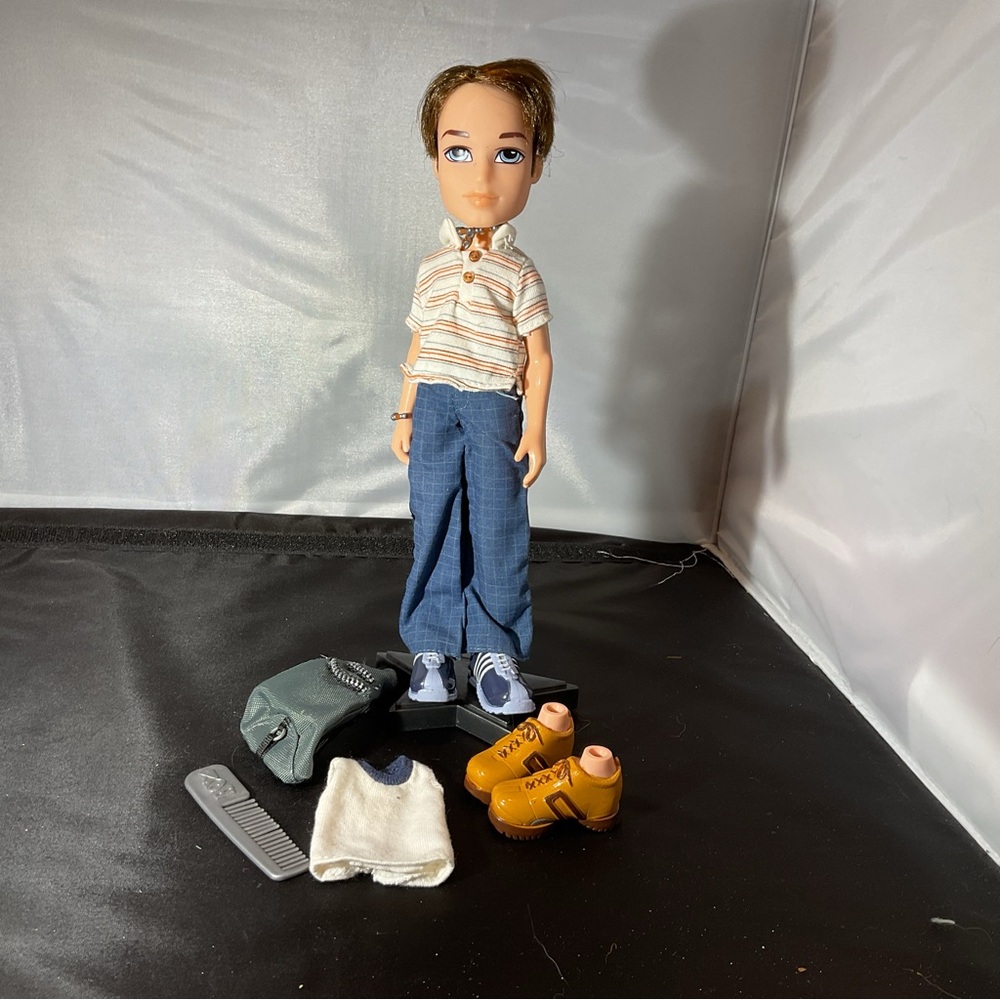 2002 Bratz Boyz Koby Step Off With Clothes
